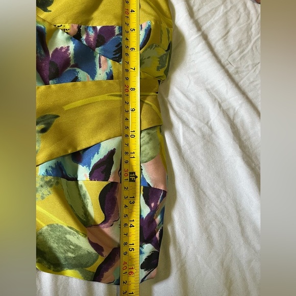 Vince Camuto Yellow Sheath Cocktail Dress - Picture 10 of 10